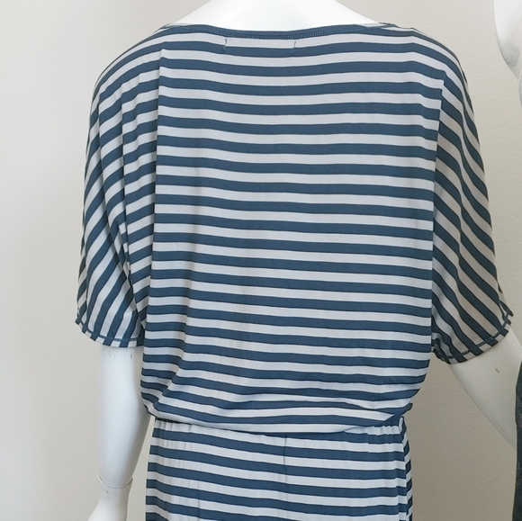 Max Studio Size S - Picture 6 of 16